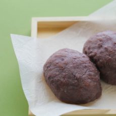 産後の母乳に関する風習「みつめのぼたもち」とは?いつ・だれが・どこで用意する?