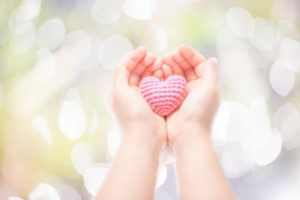 赤ちゃんと楽しむバレンタイン！ママから息子へ、娘からパパへおすすめプレゼント