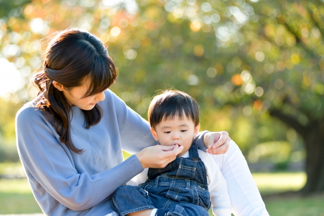 お出かけに役立つ「幼児用おやつ入れ」3選！