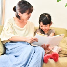 0歳から楽しめる絵本の定期購読！ベストセラー・新刊・海外絵本を紹介