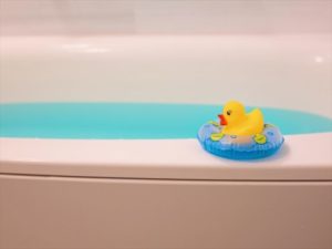 お風呂が楽しくなる！手作りおもちゃ