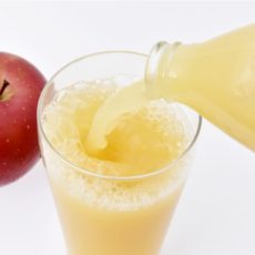 果物ジュースはパッケージのイラストで果汁の割合がわかる？