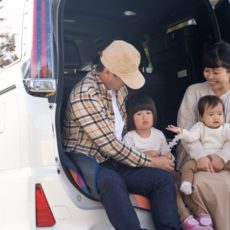 車でお出かけ！</br>子どもの〇〇対策に100円の「カー用品」3選