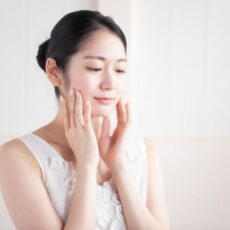 秋の肌のお手入れ♪どんな成分の化粧品を選んだらいい？