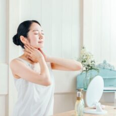 【アンチエイジング】首のケア方法と簡単リンパマッサージ♪